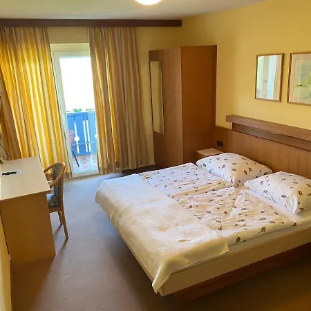 Pensión Carinthia Unterburg am Klopeiner See