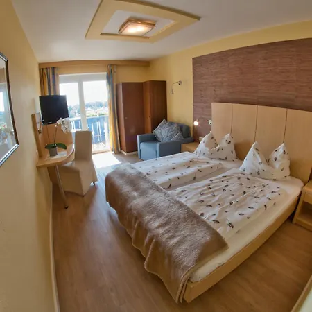 Carinthia Pensionat 3*